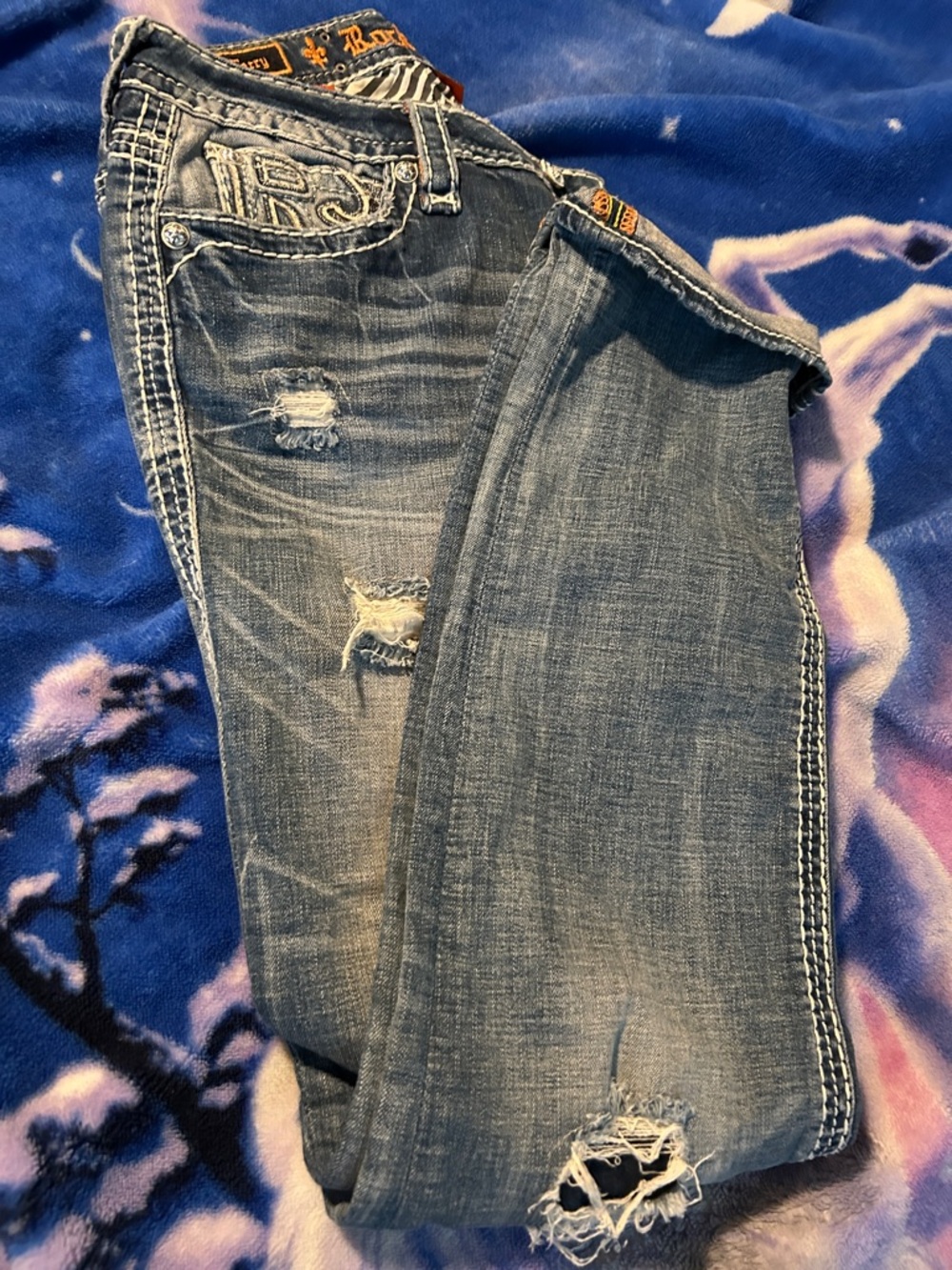 ⭐️Rock Revival Women's Faded Blue Boot Cut Jeans with Distressed Details⭐️NWOT